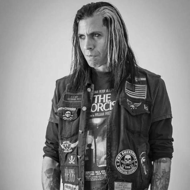 Art Noir® by TASKBrand® Tattoo Towel Dispenser